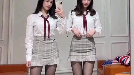 女朋友经常穿丝袜,探寻女友的时尚密码