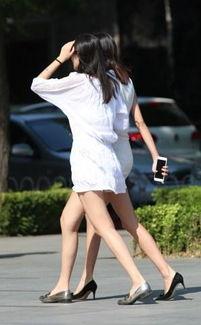 落水丝袜女,一场意外中的美丽与勇气